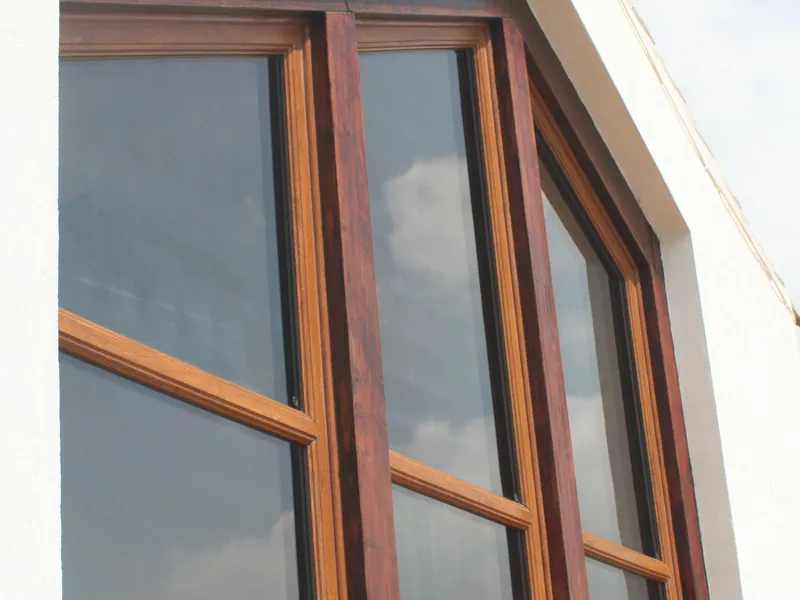 Bay Windows Leyton