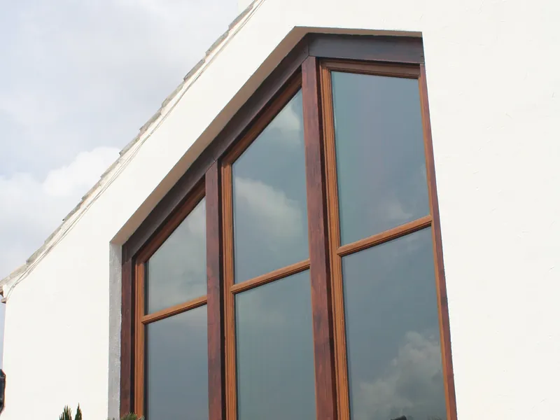 Bow Windows Leyton